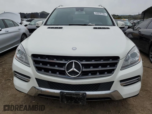 2013 Mercedes-Benz M 350 with VIN 4JGDA2EB9DA243869, listed as a Copart auction lot 44978135 with 111,549 mi miles and Salvage Title. Bid and sale history available at carsss.com. Image 5.