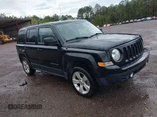 2014 Jeep Patriot Latitude with VIN 1C4NJPFA4ED650283, listed as a IAAI auction lot 41918256 with 160,598 mi miles and . Bid and sale history available at carsss.com. Image 1.