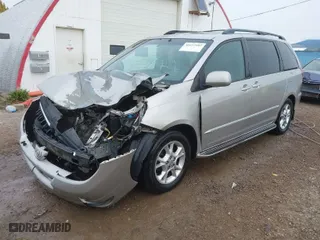 2005 Toyota Sienna XLE with VIN 5TDZA22CX5S384042, listed as a IAAI auction lot 40657985 with 165,572 mi miles. Bid and sale history available at carsss.com. Image 2.