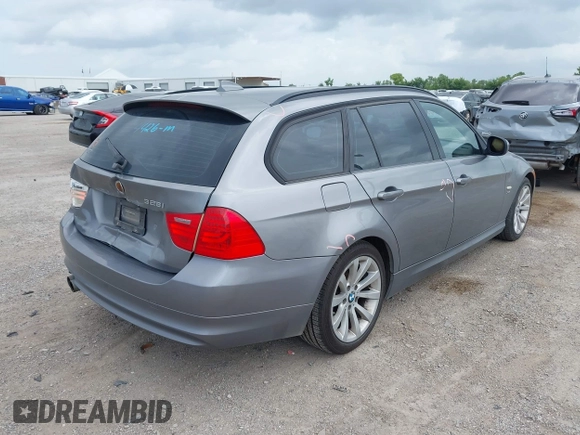 2011 BMW 3 Series 328i xDrive with VIN WBAUU3C55BA542381, listed as a IAAI auction lot 42434842 with 173,946 mi miles and . Bid and sale history available at DreamBid. Image 4.