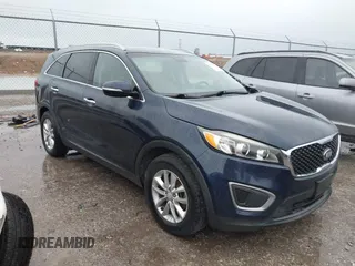 2016 Kia Sorento LX with VIN 5XYPG4A5XGG002693, listed as a IAAI auction lot 42138254 with 157,430 mi miles. Bid and sale history available at carsss.com. Image 1.