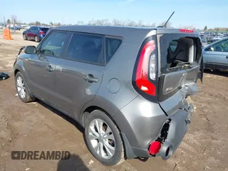 2015 Kia Soul + with VIN KNDJP3A5XF7185380, listed as a IAAI auction lot 41772650 with 79,189 mi miles. Bid and sale history available at carsss.com. Image 3.