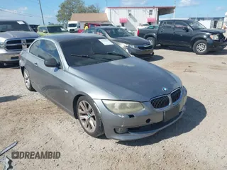 2011 BMW 3 Series 328i z VIN WBADW7C59BE727625, wystawiony jako IAAI lot #40819418 z przebiegiem 163 936 mil mil oraz . Historia ofert i sprzedaży dostępna na DreamBid. Obrazek 1.
