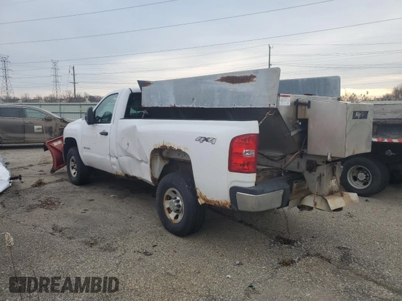 2010 Chevrolet Silverado 3500HD SRW Work Truck with VIN 1GC3KZBG3AF135364, listed as a Copart auction lot 81916204 with 8,252 mi miles and Clean Title. Bid and sale history available at DreamBid. Image 2.