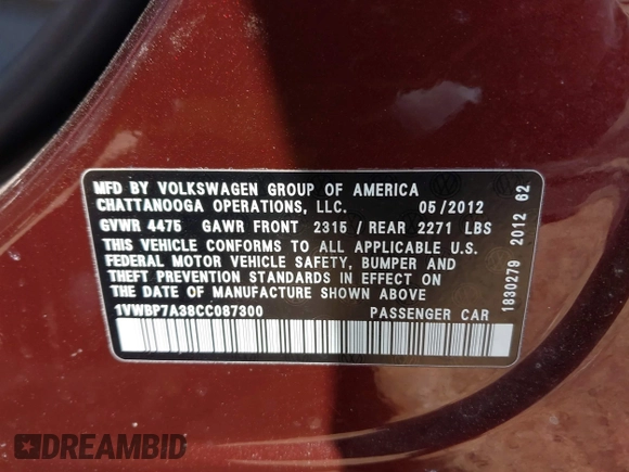 2012 Volkswagen Passat SE z VIN 1VWBP7A38CC087300, wystawiony jako IAAI lot #41752522 z przebiegiem 266 958 mil mil oraz . Historia ofert i sprzedaży dostępna na DreamBid. Obrazek 9.