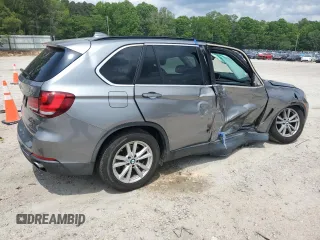 2014 BMW X5 xDrive35i z VIN 5UXKR0C54E0K46819, wystawiony jako Copart lot #54607325 z przebiegiem 135 489 mil mil oraz Szkody całkowita. Historia ofert i sprzedaży dostępna na DreamBid. Obrazek 3.
