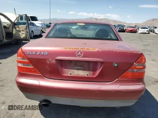 2000 Mercedes-Benz SLK-Class Kompressor with VIN WDBKK47F1YF165941, listed as a Copart auction lot 53750745 with 131,257 mi miles and Clean Title. Bid and sale history available at carsss.com. Image 6.