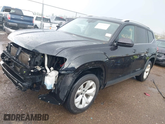 2018 Volkswagen Atlas SE с VIN 1V2CR2CA8JC566036, выставлен на аукционе IAAI как лот 42122613 с пробегом 89 691 миль миль и . История ставок и продаж доступна на DreamBid. Изображение 18.