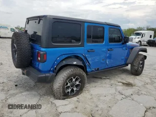 2021 Jeep Wrangler Unlimited Rubicon with VIN 1C4JJXFM7MW794325, listed as a Copart auction lot 54525315 with 43,826 mi miles and Salvage title. Bid and sale history available at DreamBid. Image 3.