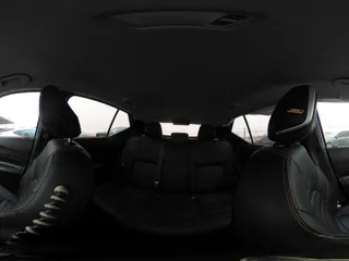 2019 Nissan Kicks SV with VIN 3N1CP5CU0KL471126, listed as a IAAI auction lot 41685950 with 59,960 mi miles. Bid and sale history available at carsss.com. Image 18.