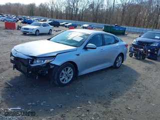2018 Kia Optima LX with VIN 5XXGT4L3XJG201472, listed as a IAAI auction lot 41394624 with 84,950 mi miles. Bid and sale history available at carsss.com. Image 17.
