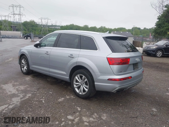 2019 Audi Q7 Premium Plus with VIN WA1LAAF76KD011711, listed as a IAAI auction lot 42266568 with 74,618 mi miles and . Bid and sale history available at DreamBid. Image 3.