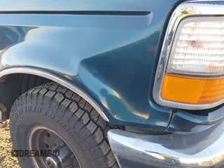 1995 Ford F-150 z VIN 1FTEX14H7SKA83280, wystawiony jako IAAI lot #41443410 z przebiegiem 334 830 mil mil oraz . Historia ofert i sprzedaży dostępna na DreamBid. Obrazek 13.