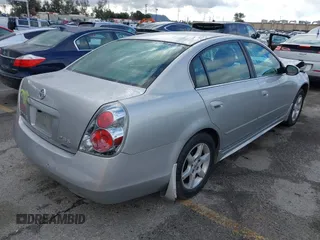 2006 Nissan Altima 2.5 with VIN 1N4AL11D66N366825, listed as a IAAI auction lot 41735284 with 169,131 mi miles. Bid and sale history available at carsss.com. Image 4.