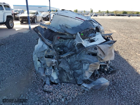 2009 Mercedes-Benz SL-Class V8 with VIN WDBSK71F99F151703, listed as a Copart auction lot 85124834 with 0 mi miles and Salvage Title. Bid and sale history available at carsss.com. Image 10.