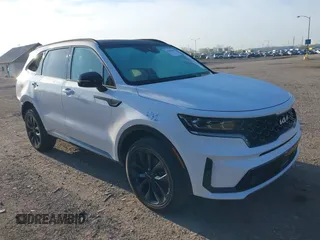 2023 Kia Sorento SX z VIN 5XYRKDLF1PG202133, wystawiony jako IAAI lot #42105966 z przebiegiem 29 328 mil mil oraz . Historia ofert i sprzedaży dostępna na DreamBid. Obrazek 1.