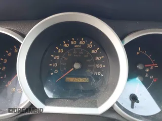 2006 Toyota 4Runner SR5 with VIN JTEZU14R960076802, listed as a IAAI auction lot 41407101 with 204,746 mi miles and . Bid and sale history available at DreamBid. Image 7.