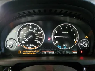 2018 BMW X5 xDrive40e iPerformance with VIN 5UXKT0C53J0W02429, listed as a Copart auction lot 51874485 with 57,480 mi miles and Salvage Title. Bid and sale history available at carsss.com. Image 9.