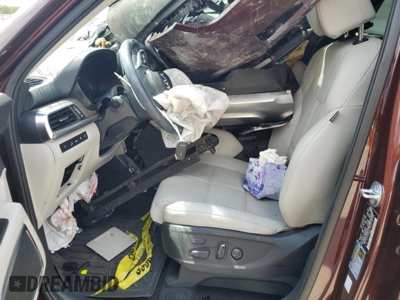 2022 Kia Telluride SX with VIN 5XYP54HC7NG276196, listed as a Copart auction lot 48282323 with 11,643 mi miles and Salvage title. Bid and sale history available at DreamBid. Image 7.