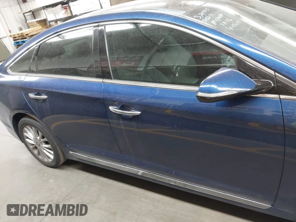 2015 Hyundai Sonata Limited with VIN 5NPE34AF4FH112271, listed as a IAAI auction lot 42077669 with 84,154 mi miles and . Bid and sale history available at carsss.com. Image 13.