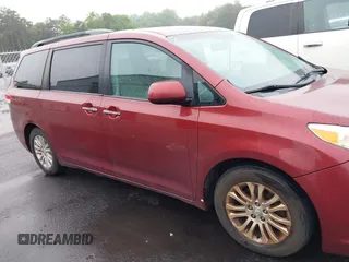 2011 Toyota Sienna XLE AAS с VIN 5TDYK3DCXBS001286, выставлен на аукционе IAAI как лот 42363820 с пробегом 80 138 миль миль и . История ставок и продаж доступна на DreamBid. Изображение 13.