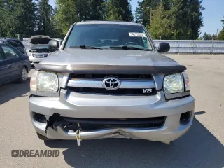 2005 Toyota Sequoia SR5 with VIN 5TDBT44A75S237115, listed as a Copart auction lot 54579375 with 132,653 mi miles and Clean Title. Bid and sale history available at DreamBid. Image 5.