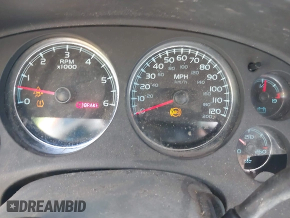 2007 GMC Yukon SLT with VIN 1GKFC13J57R315785, listed as a IAAI auction lot 41794735 with 1 mi miles. Bid and sale history available at carsss.com. Image 7.