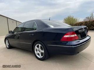 2005 Lexus LS 430 with VIN JTHBN36F250177548, listed as a Copart auction lot 54142625 with 228,639 mi miles and Clean Title. Bid and sale history available at carsss.com. Image 3.