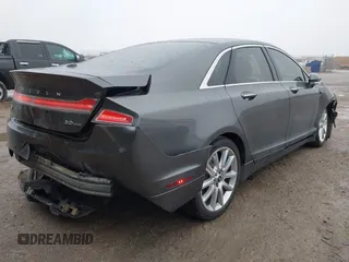2015 Lincoln MKZ z VIN 3LN6L2G99FR604894, wystawiony jako IAAI lot #41433264 z przebiegiem 262 472 mil mil oraz . Historia ofert i sprzedaży dostępna na DreamBid. Obrazek 4.