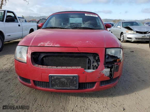 2001 Audi TT with VIN TRUUT28N211026914, listed as a Copart auction lot 46001575 with 211,055 mi miles and Salvage Title. Bid and sale history available at carsss.com. Image 5.