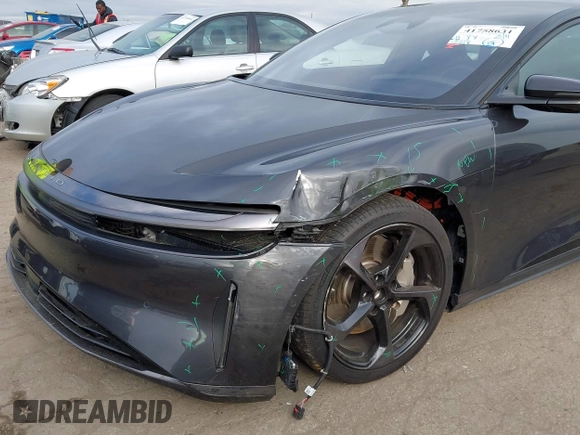 2024 Lucid Air Touring z VIN 50EA1TEA9RA005804, wystawiony jako IAAI lot #41758631 z przebiegiem 13 218 mil mil oraz . Historia ofert i sprzedaży dostępna na DreamBid. Obrazek 6.