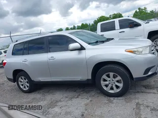 2013 Toyota Highlander with VIN 5TDZA3EH0DS037993, listed as a IAAI auction lot 42180685 with 212,729 mi miles and . Bid and sale history available at DreamBid. Image 13.
