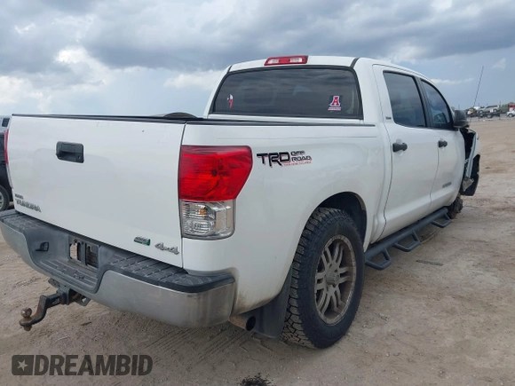 2012 Toyota Tundra 4WD Truck with VIN 5TFDW5F19CX250264, listed as a IAAI auction lot 40190175 with 267,549 mi miles. Bid and sale history available at carsss.com. Image 4.