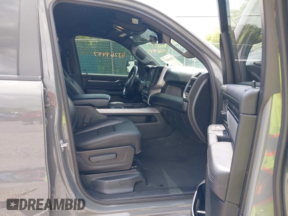 2020 Ram 1500 Big Horn with VIN 1C6SRFFT4LN381627, listed as a IAAI auction lot 42264437 with 43,833 mi miles and . Bid and sale history available at DreamBid. Image 5.