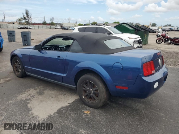 2007 Ford Mustang Deluxe with VIN 1ZVFT84N675272505, listed as a Copart auction lot 60449045 with 98,475 mi miles and Clean title. Bid and sale history available at DreamBid. Image 2.