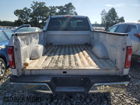 2018 Ford F-150 XL с VIN 1FTMF1CBXJKF62402, выставлен на аукционе Copart как лот 63579525 с пробегом 54 987 миль миль и Списание • Salvage title. История ставок и продаж доступна на DreamBid. Изображение 6.