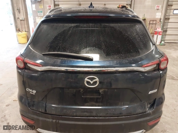 2018 Mazda CX-9 Grand Touring with VIN JM3TCBDY6J0216508, listed as a IAAI auction lot 41192901 with 60,366 mi miles. Bid and sale history available at carsss.com. Image 17.