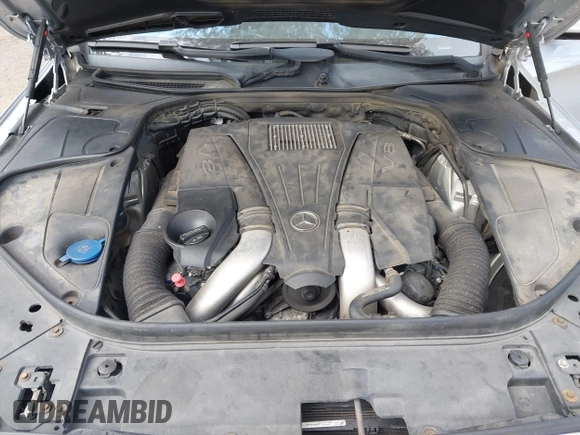 2015 Mercedes-Benz S-Class S 550 with VIN WDDUG8CBXFA151686, listed as a IAAI auction lot 41770180 with 132,516 mi miles. Bid and sale history available at carsss.com. Image 10.