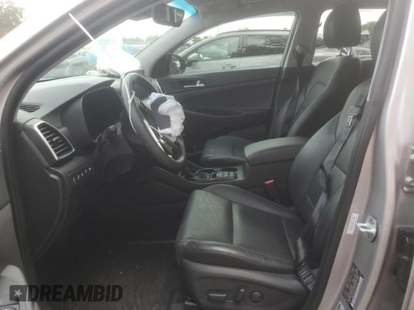 2020 Hyundai Tucson SEL z VIN KM8J33AL6LU131755, wystawiony jako Copart lot #72834084 z przebiegiem Nie podano mil oraz Nie do naprawy • Non repairable. Historia ofert i sprzedaży dostępna na DreamBid. Obrazek 7.