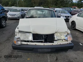 1993 Volvo 240 z VIN YV1AS8805P1479399, wystawiony jako Copart lot #72442804 z przebiegiem 163 003 mil mil oraz Szkody całkowita. Historia ofert i sprzedaży dostępna na DreamBid. Obrazek 5.