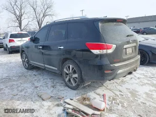2014 Nissan Pathfinder SV with VIN 5N1AR2MM1EC702655, listed as a IAAI auction lot 41421438 with 178,030 mi miles. Bid and sale history available at carsss.com. Image 3.