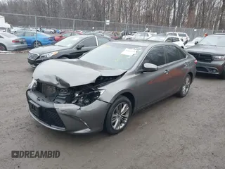 2017 Toyota Camry XLE z VIN 4T1BF1FK8HU754866, wystawiony jako IAAI lot #41465628 z przebiegiem 92 583 mil mil oraz . Historia ofert i sprzedaży dostępna na DreamBid. Obrazek 17.