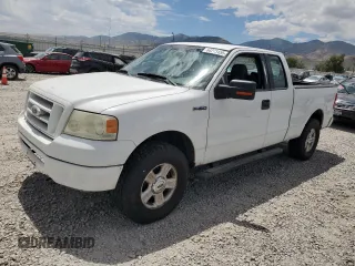 2006 Ford F-150 STX с VIN 1FTRX14W16KB27263, выставлен на аукционе Copart как лот 64273455 с пробегом 162 493 миль миль и Чистый • Clean title. История ставок и продаж доступна на DreamBid. Изображение 1.