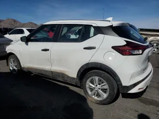 2024 Nissan Kicks S with VIN 3N1CP5BV9RL532400, listed as a Copart auction lot 49999005 with 32,539 mi miles and Salvage Title. Bid and sale history available at DreamBid. Image 2.