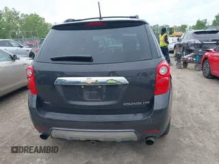 2013 Chevrolet Equinox LTZ z VIN 2GNFLGE32D6217163, wystawiony jako IAAI lot #42370214 z przebiegiem 152 599 mil mil oraz . Historia ofert i sprzedaży dostępna na DreamBid. Obrazek 17.