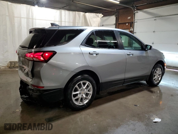 2023 Chevrolet Equinox LS z VIN 3GNAXSEG7PL174248, wystawiony jako Copart lot #50692335 z przebiegiem 51 303 mil mil oraz Szkoda całkowita • Salvage title. Historia ofert i sprzedaży dostępna na DreamBid. Obrazek 3.