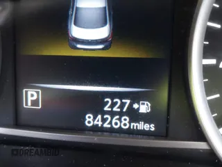 2017 Nissan Sentra SV z VIN 3N1AB7AP5HL642735, wystawiony jako IAAI lot #42321809 z przebiegiem 84 268 mil mil oraz . Historia ofert i sprzedaży dostępna na DreamBid. Obrazek 16.