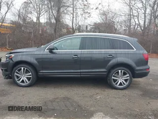 2014 Audi Q7 Premium Plus with VIN WA1LMAFE3ED016102, listed as a IAAI auction lot 40954158 with 129,143 mi miles and . Bid and sale history available at DreamBid. Image 14.