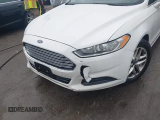 2013 Ford Fusion SE with VIN 3FA6P0H76DR106133, listed as a IAAI auction lot 42180076 with 199,398 mi miles and . Bid and sale history available at DreamBid. Image 6.