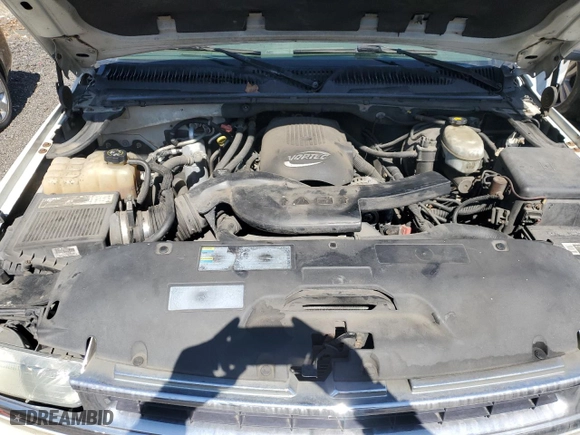 2003 Chevrolet Tahoe LS with VIN 1GNEK13VX3J174208, listed as a Copart auction lot 51758995 with 217,966 mi miles and Salvage Title. Bid and sale history available at carsss.com. Image 12.